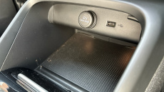 Volvo Xc40 2.0 B4P R DESIGN Pro 5dr Auto Petrol Estate